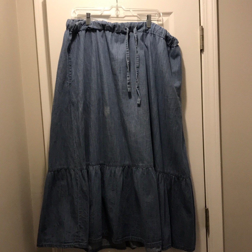 Women Within Blue Jean skirt